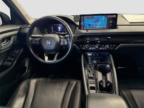 Used 2024 Honda Accord Touring image 23