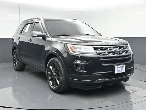 Used 2019 Ford Explorer XLT w/ Equipment Group 202A AWD/4WD image 1