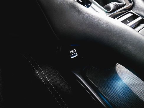 Used 2024 Honda HR-V LX image 18