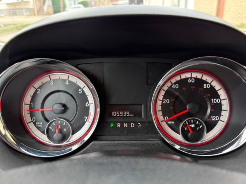 Used 2019 Dodge Grand Caravan SE w/ UConnect Hands-Free Group FWD image 37
