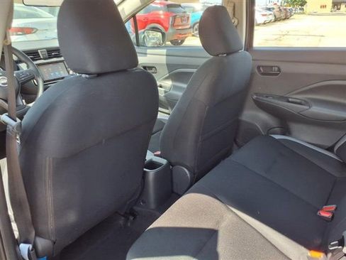 New 2025 Nissan Versa S image 30