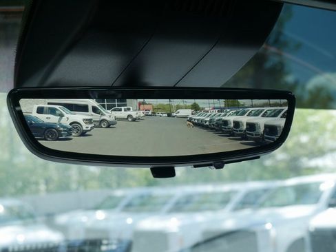 Used 2023 GMC Sierra 1500 AT4 w/ Technology Package image 23