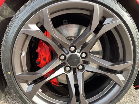 Used 2018 Chevrolet Camaro SS image 13