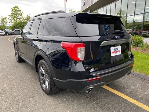 Certified 2023 Ford Explorer XLT w/ Equipment Group 202A AWD/4WD image 6