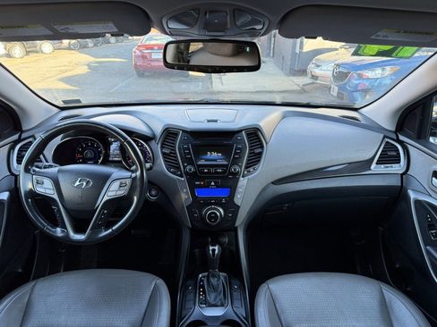 Used 2014 Hyundai Santa Fe GLS image 20