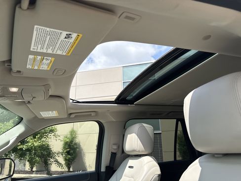 Used 2018 Ford Expedition Max Platinum AWD/4WD image 28