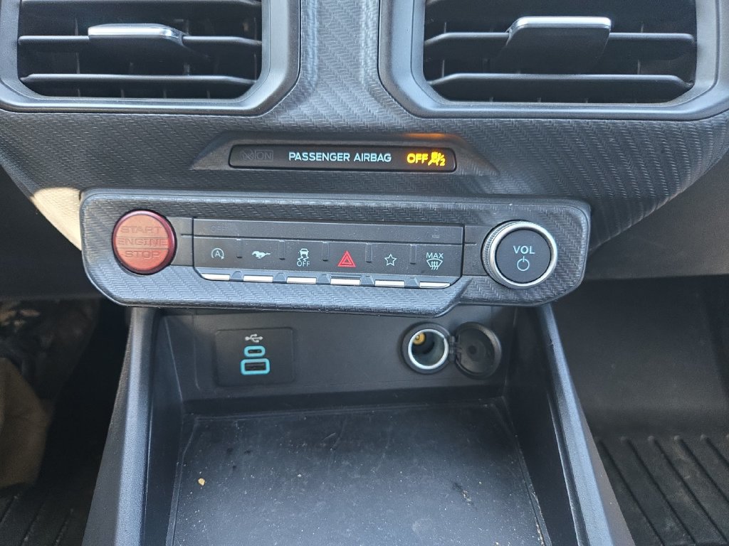 Used 2024 Ford Mustang Coupe RWD image 21