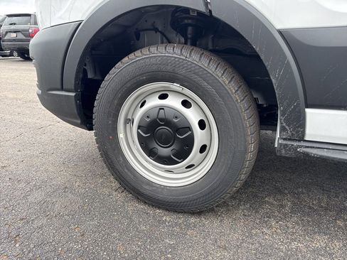 New 2025 Ford Transit 250 Low Roof image 12