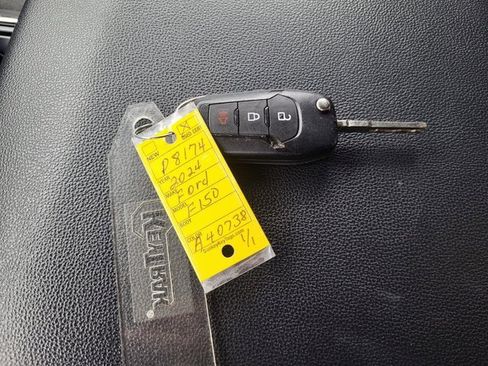 Used 2024 Ford F150 XLT w/ Mobile Office Package image 25