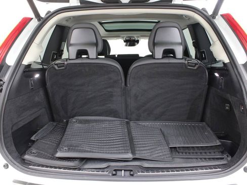 Used 2022 Volvo XC90 T8 Inscription Expression w/ Advanced Package image 33