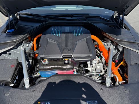 Used 2024 Genesis G80 image 20