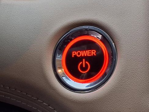 Used 2018 Honda Clarity Plug-In Hybrid image 24