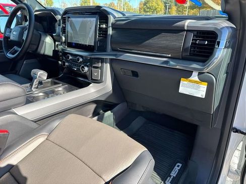 New 2025 Ford F150 Lariat w/ Equipment Group 501A Mid image 15