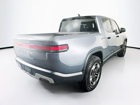 Used 2022 Rivian R1T Adventure image 9