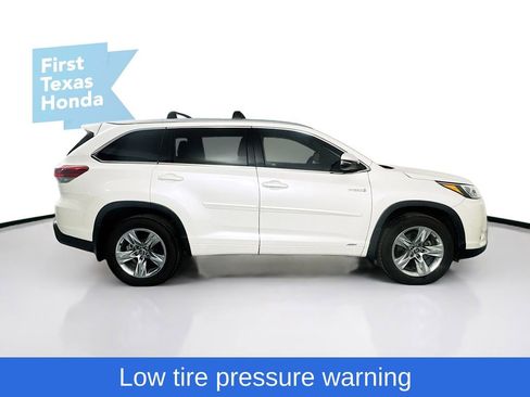 Used 2018 Toyota Highlander Limited image 9