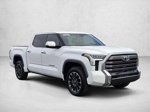 Used 2025 Toyota Tundra Limited image 3