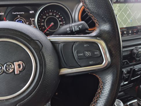 Used 2021 Jeep Gladiator Mojave AWD/4WD image 20