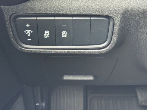Used 2023 Kia Soul LX FWD image 23