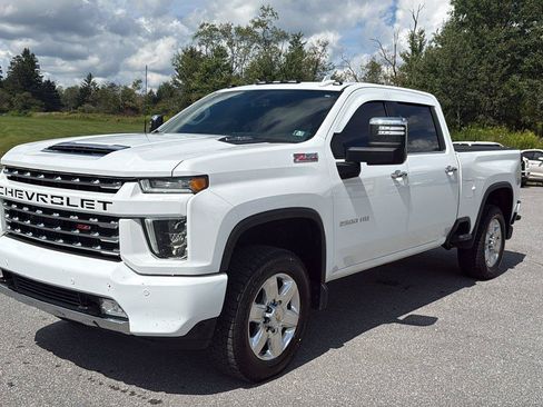 Used 2021 Chevrolet Silverado 2500 LTZ w/ Z71 Chrome Sport Edition AWD/4WD image 3