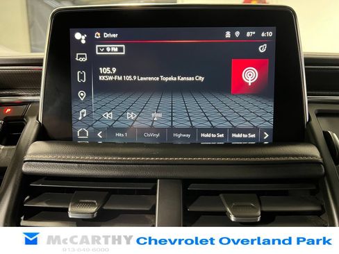 Used 2022 GMC Yukon XL AT4 AWD/4WD image 23
