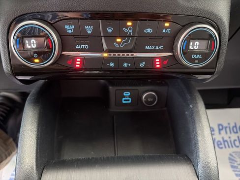 Used 2021 Ford Escape SE w/ SE Sport Appearance Package AWD/4WD image 14