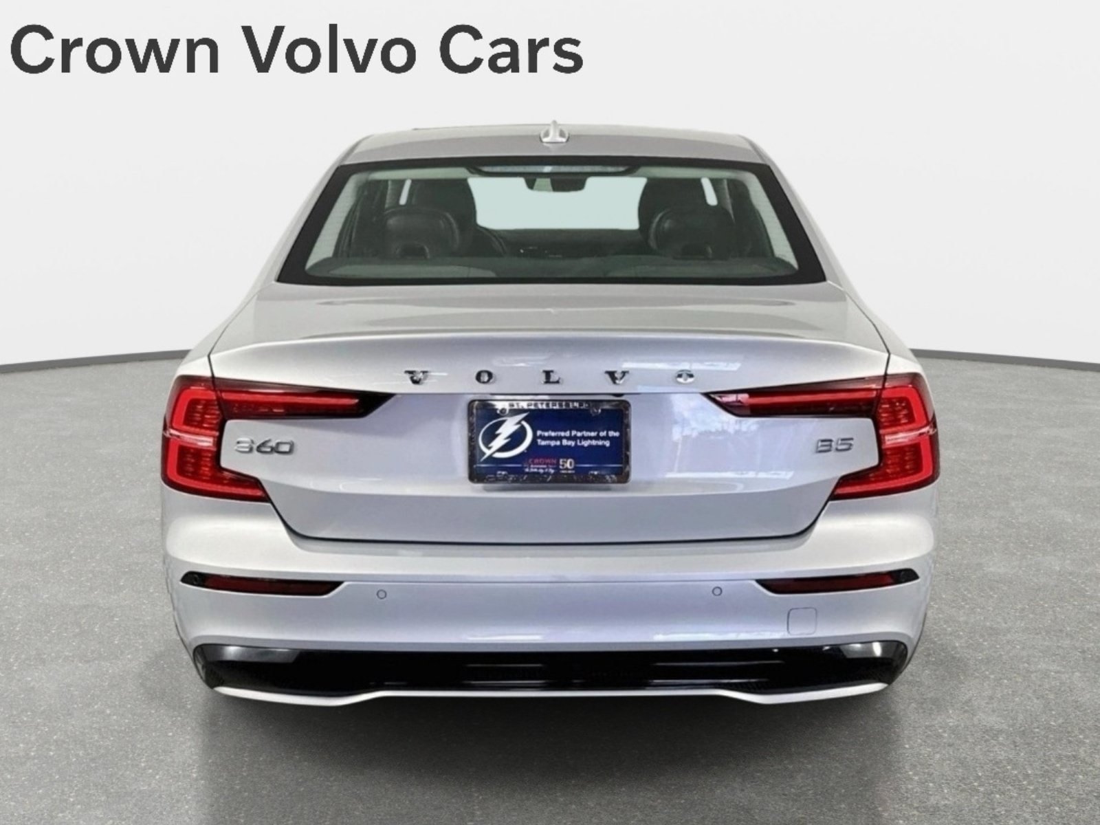 Used 2025 Volvo S60 B5 Plus FWD image 6