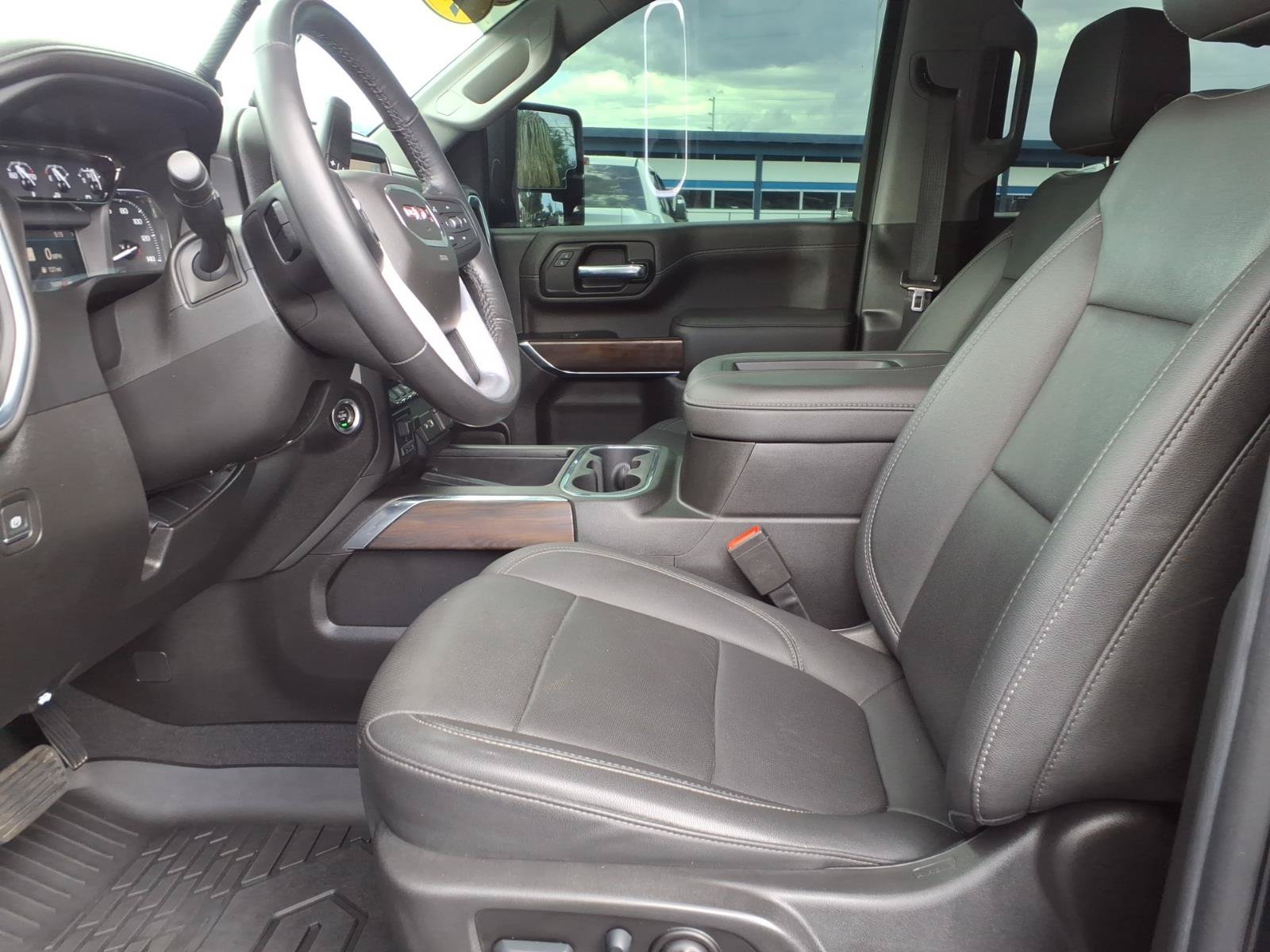 Used 2022 GMC Sierra 2500 SLT w/ SLT Premium Package AWD/4WD image 22