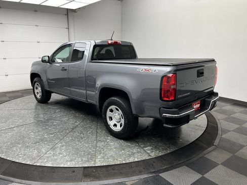 Used 2021 Chevrolet Colorado W/T w/ WT Convenience Package AWD/4WD image 2