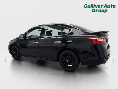Used 2018 Nissan Sentra SR w/ SR Midnight Edition Package FWD image 4