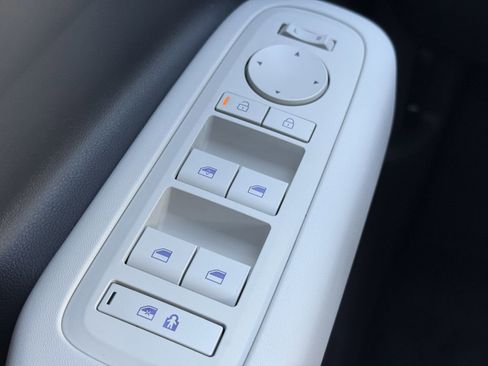 New 2026 Hyundai Santa Fe SE FWD image 21