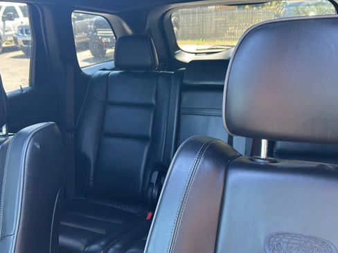 Used 2020 Jeep Grand Cherokee Overland AWD/4WD image 39