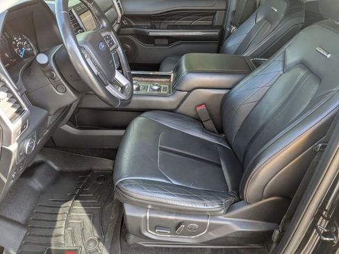 Used 2020 Ford Expedition Platinum AWD/4WD image 16
