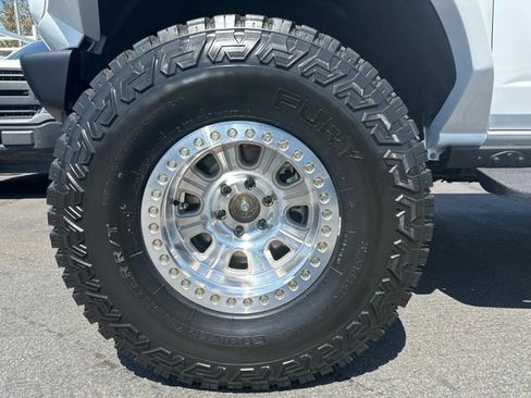 Used 2023 Ford Bronco Raptor AWD/4WD image 3