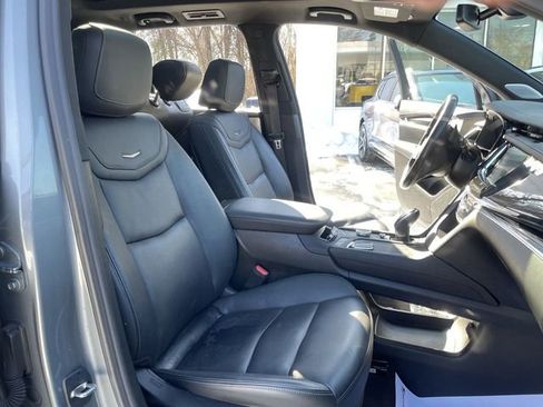 Certified 2024 Cadillac XT6 Premium Luxury w/ LPO, Floor Liner Package image 27