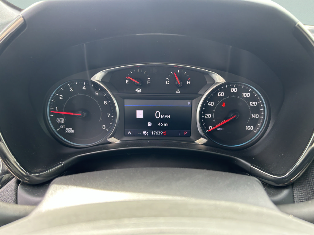 Used 2023 Chevrolet Equinox RS w/ RS Leather Package FWD image 35