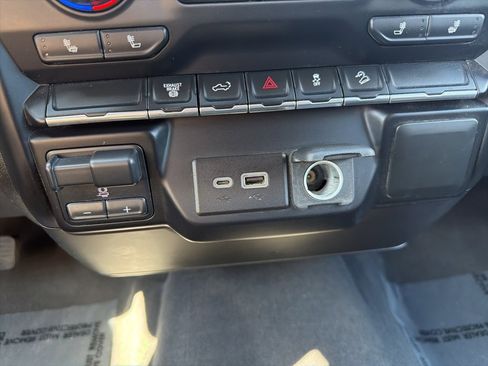 Used 2023 Chevrolet Silverado 2500 LT w/ Convenience Package image 28