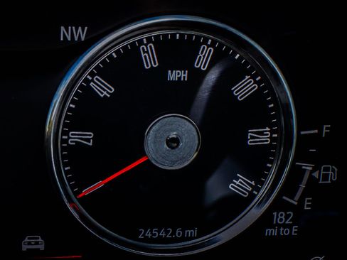 Used 2024 Ford Mustang Coupe image 16