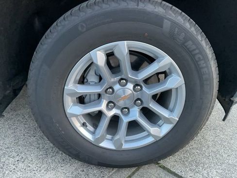 New 2025 Chevrolet Silverado 1500 LT image 14