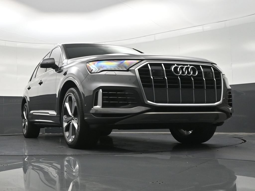 Used 2023 Audi Q7 3.0T Premium Plus w/ Premium Plus Package AWD/4WD image 30