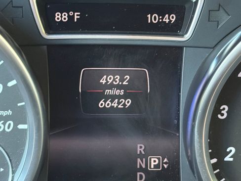 Used 2015 Mercedes-Benz ML 350 4MATIC image 35