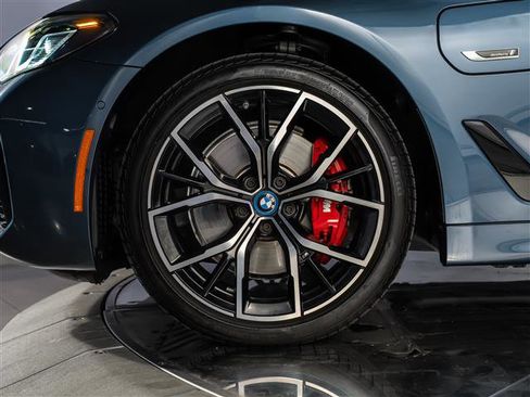 Used 2023 BMW 530e w/ M Sport Package RWD image 14
