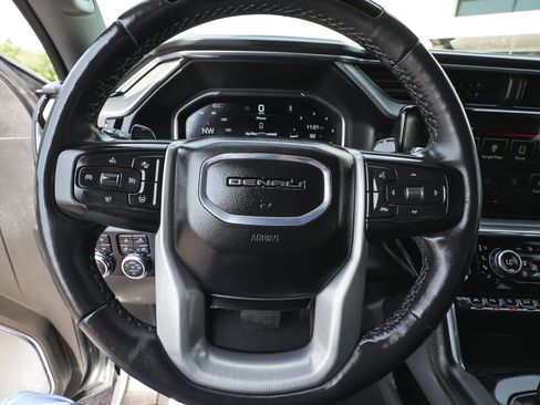 Used 2024 GMC Sierra 1500 Denali AWD/4WD image 19