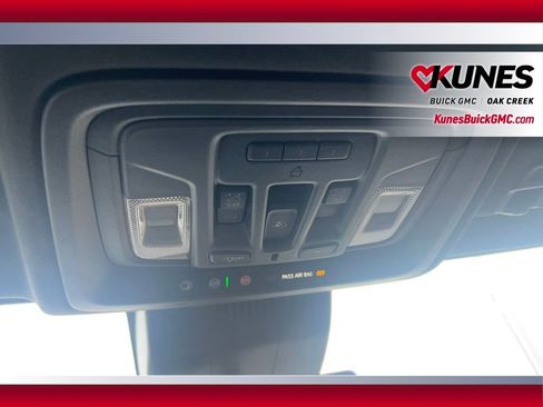 Used 2025 GMC Sierra 2500 AT4 w/ AT4 Premium Plus Package image 20