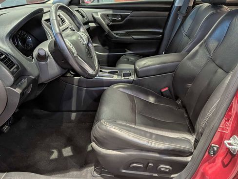 Used 2016 Nissan Altima 2.5 SL w/ 2.5 Technology Package image 15