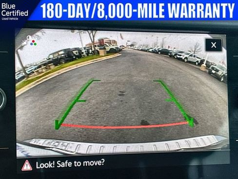 Used 2023 Volkswagen Taos SE w/ Panoramic Sunroof Package image 26