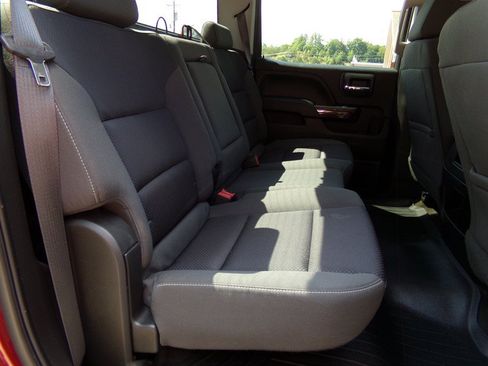 Used 2016 GMC Sierra 1500 SLE w/ SLE Value Package AWD/4WD image 37