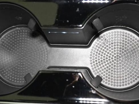 Used 2021 Volkswagen Atlas Cross Sport SEL Premium image 29