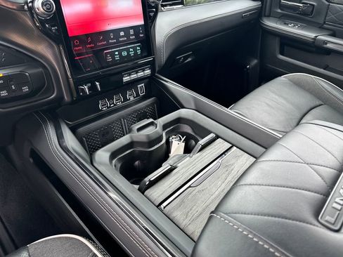 Used 2026 RAM 2500 Limited AWD/4WD image 29