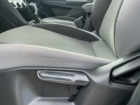 Used 2023 Volkswagen Taos S image 21