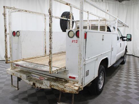Used 2011 Ford F350 XL w/ PWR Equipment Group image 3